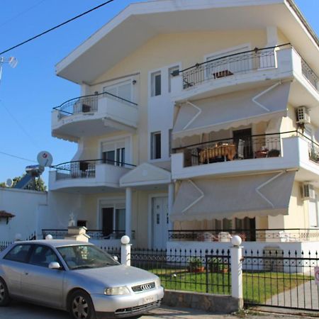 Paralia Ofriniou Gr Sunrise Apartments 3 Exterior foto