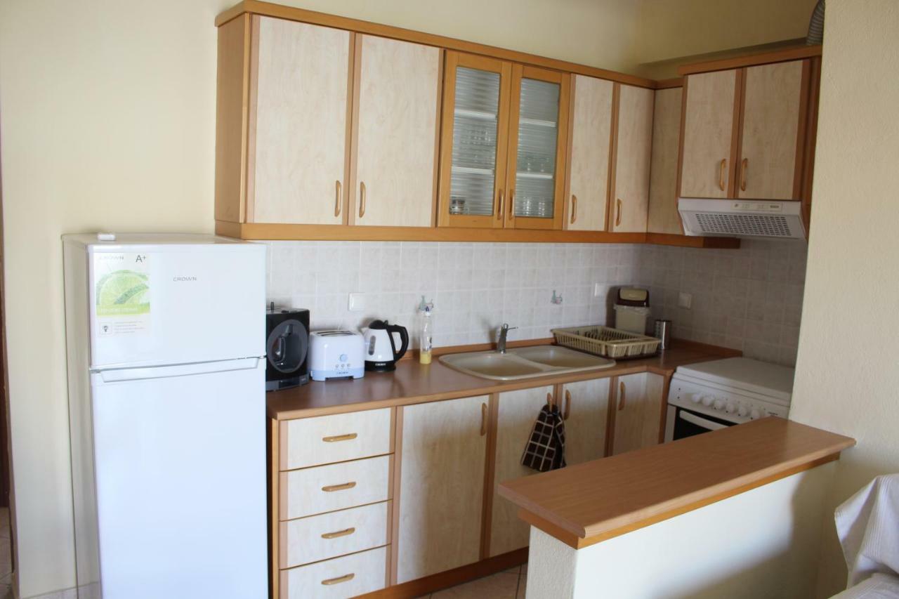 Paralia Ofriniou Gr Sunrise Apartments 3 Exterior foto